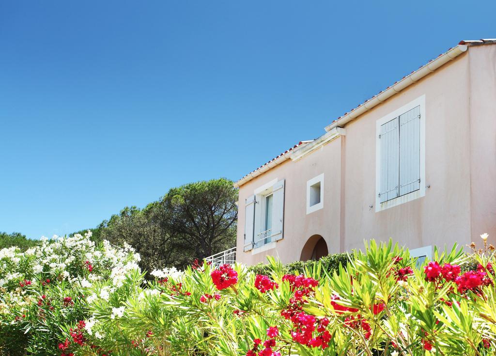 Residence Odalys Domaine Des Eucalyptus Saint Aygulf Exteriör bild